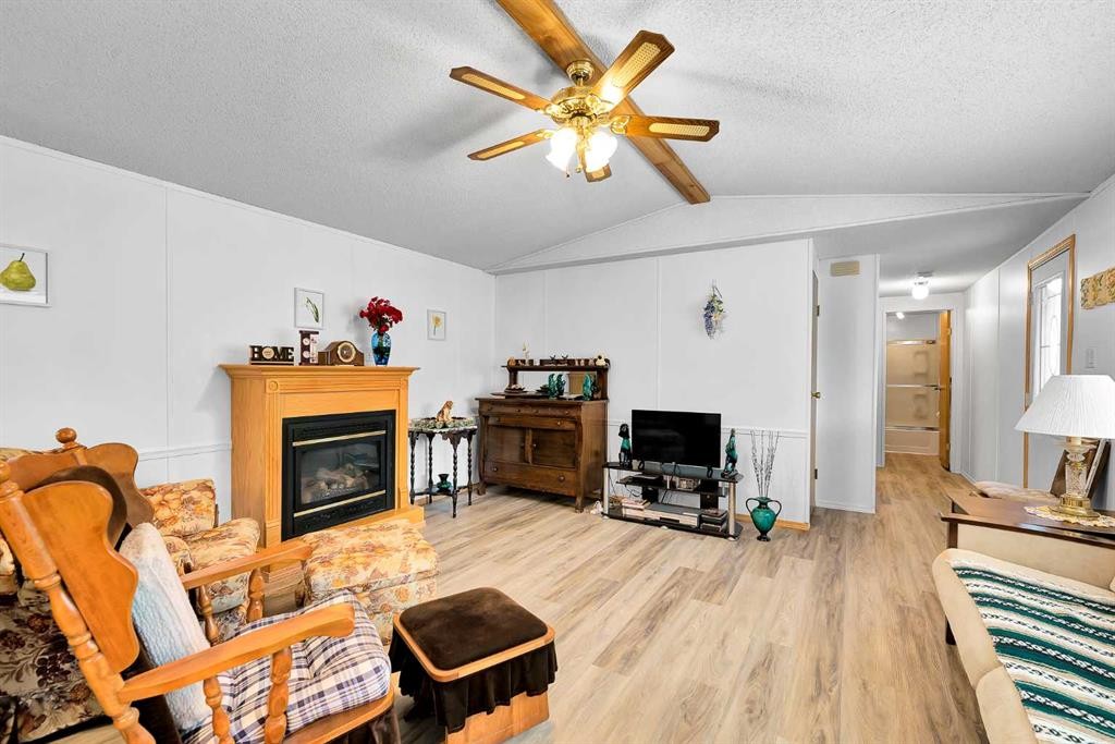 3123 Burroughs Manor Ne, Calgary, AB