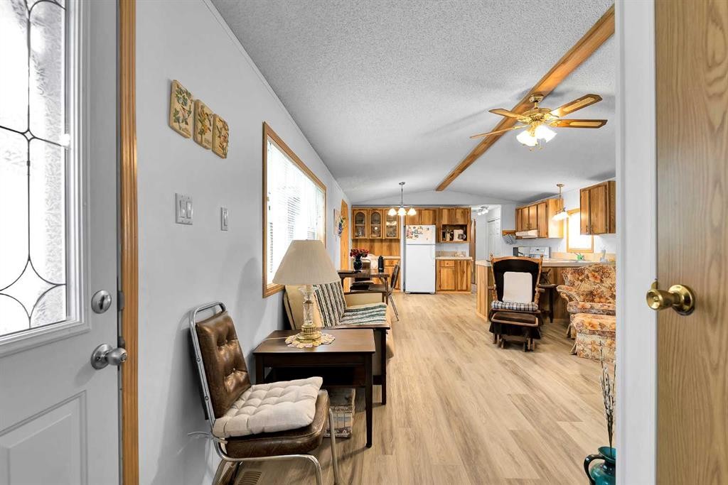 3123 Burroughs Manor Ne, Calgary, AB