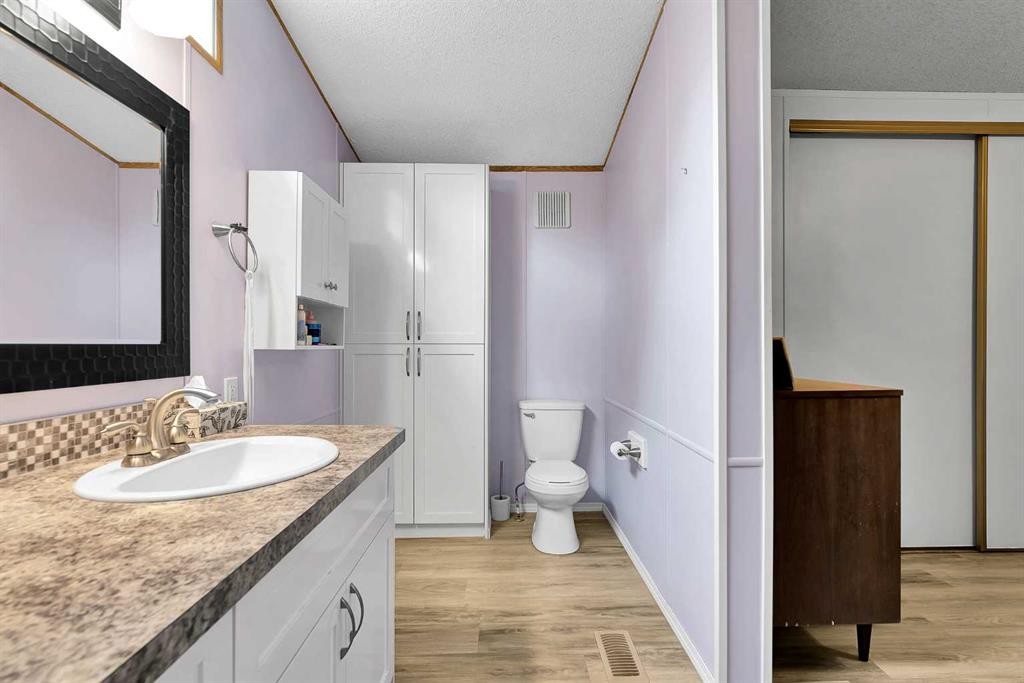 3123 Burroughs Manor Ne, Calgary, AB