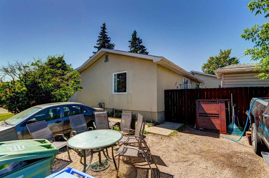 202 Olympia Drive Se, Calgary, AB - Outdoor With Deck Patio Veranda With Exterior