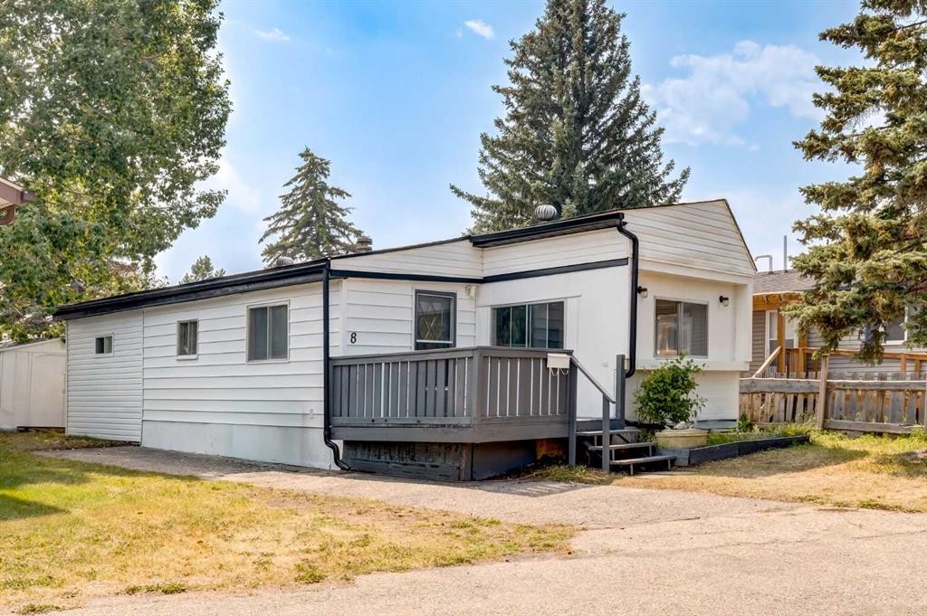 3223 83 Street, Calgary, AB