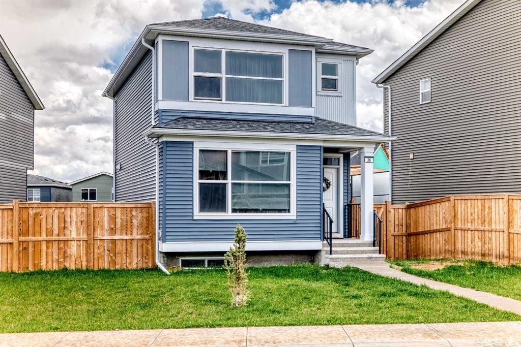 36 Howse Heights Ne, Calgary, AB - Outdoor