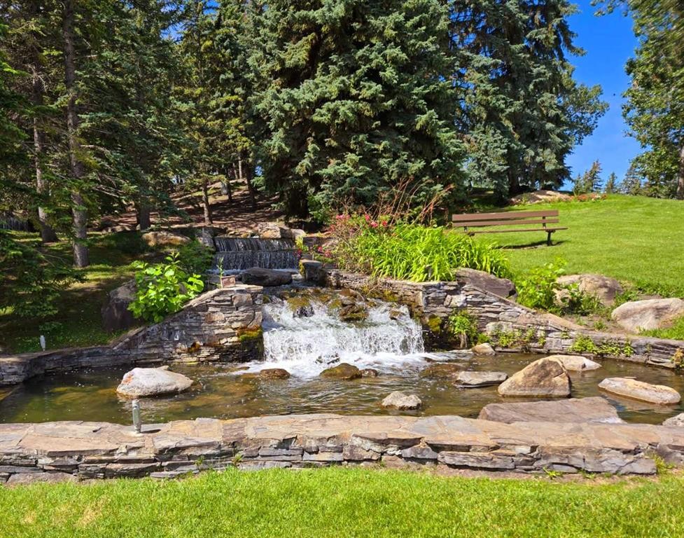76 Sunlake Gardens Se, Calgary, AB - Outdoor