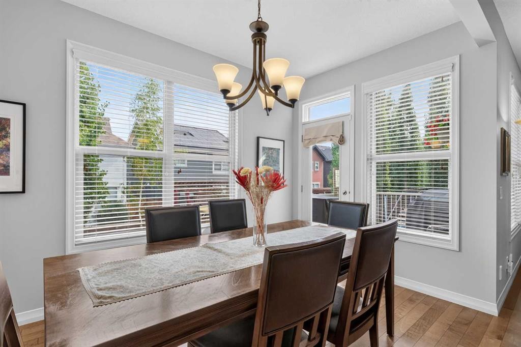172 Riviera Way, Cochrane, AB - Indoor Photo Showing Dining Room