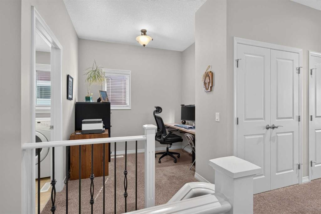 172 Riviera Way, Cochrane, AB - Indoor