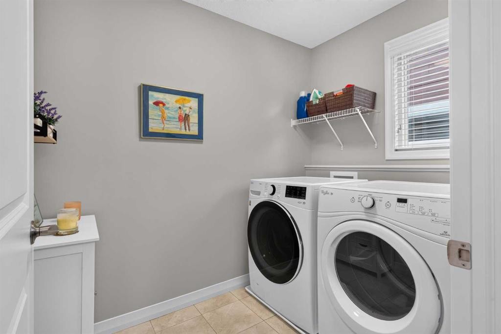 172 Riviera Way, Cochrane, AB - Indoor Photo Showing Laundry Room