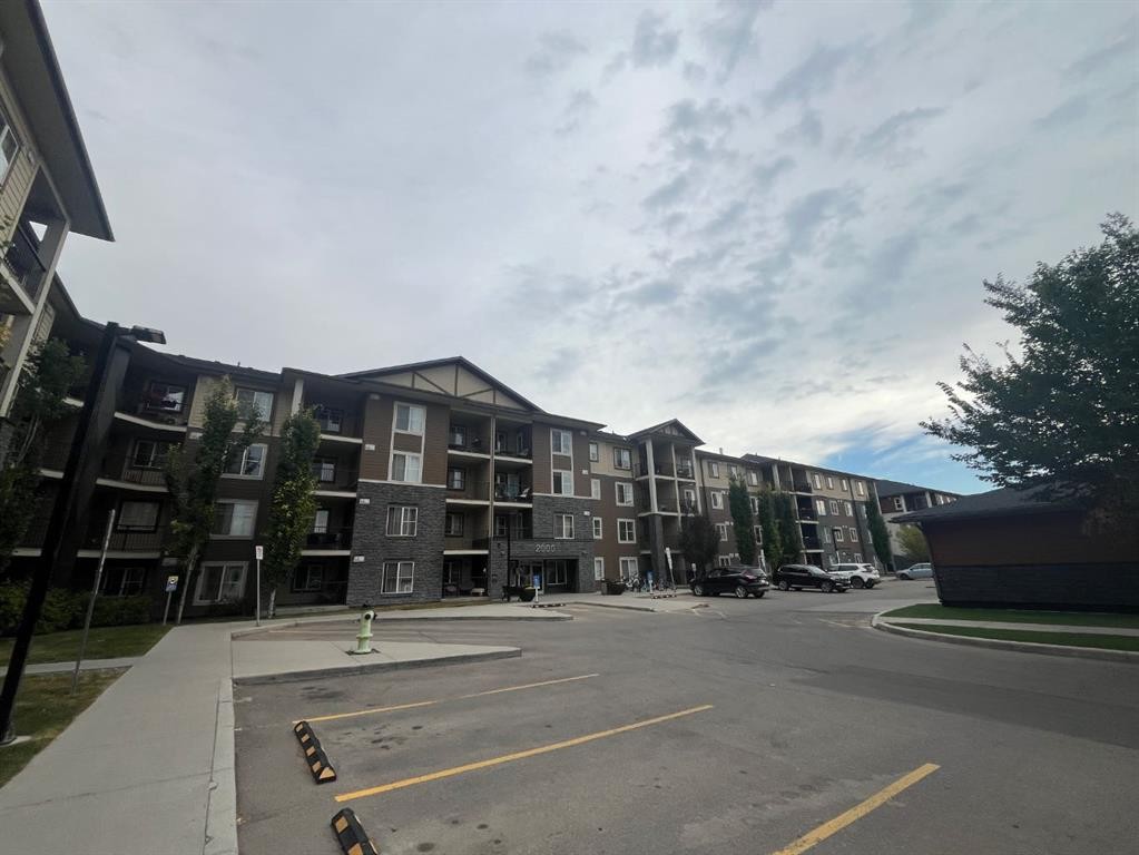2238-81 Legacy Boulevard Se, Calgary, AB - Outdoor With Balcony With Facade