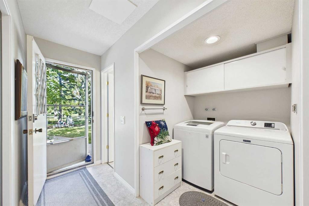 10716 Mapleshire Crescent Se, Calgary, AB