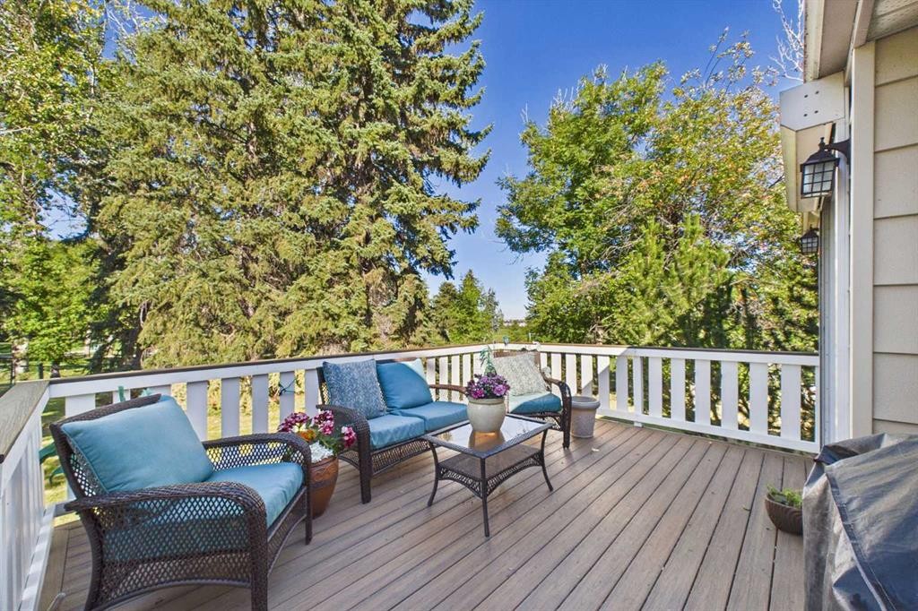 10716 Mapleshire Crescent Se, Calgary, AB