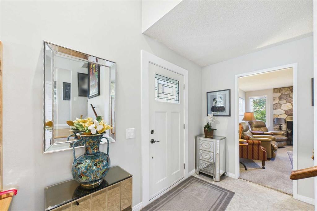 10716 Mapleshire Crescent Se, Calgary, AB