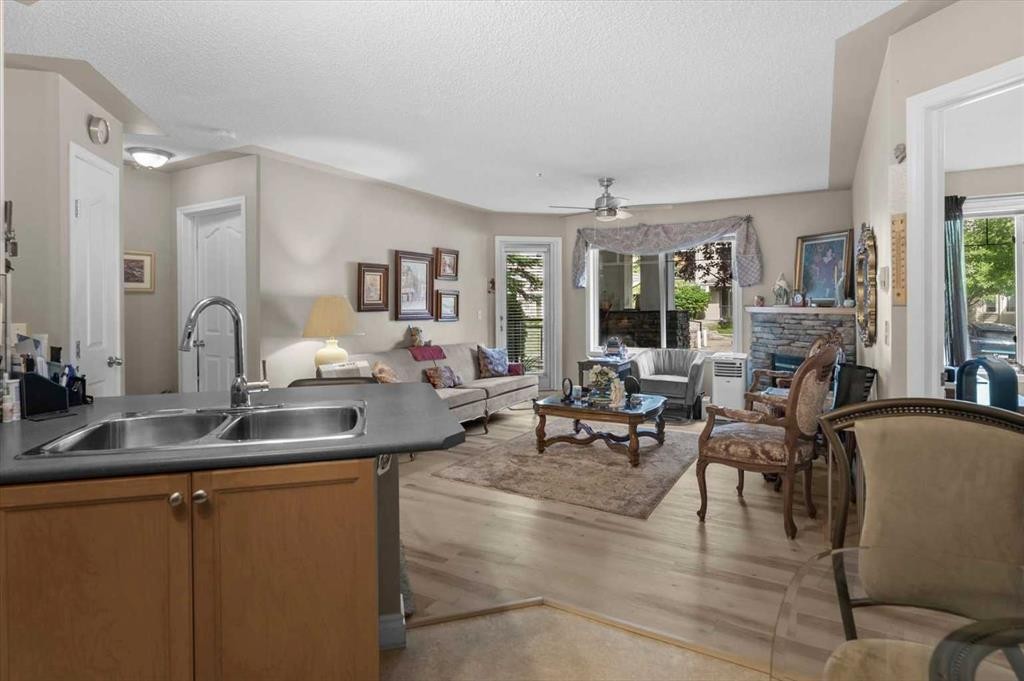 131-369 Rocky Vista Park Nw, Calgary, AB - Indoor