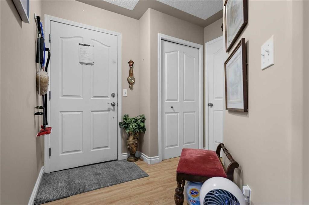 131-369 Rocky Vista Park Nw, Calgary, AB - Indoor Photo Showing Other Room