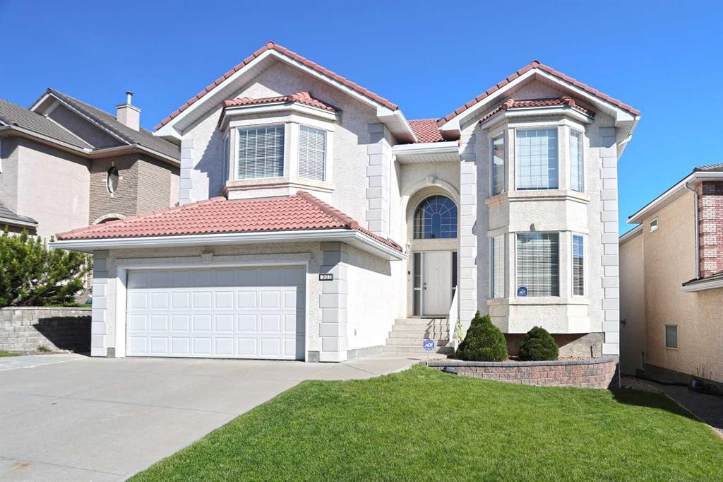 307 Hampstead Way Nw, Calgary, AB - Outdoor With Facade