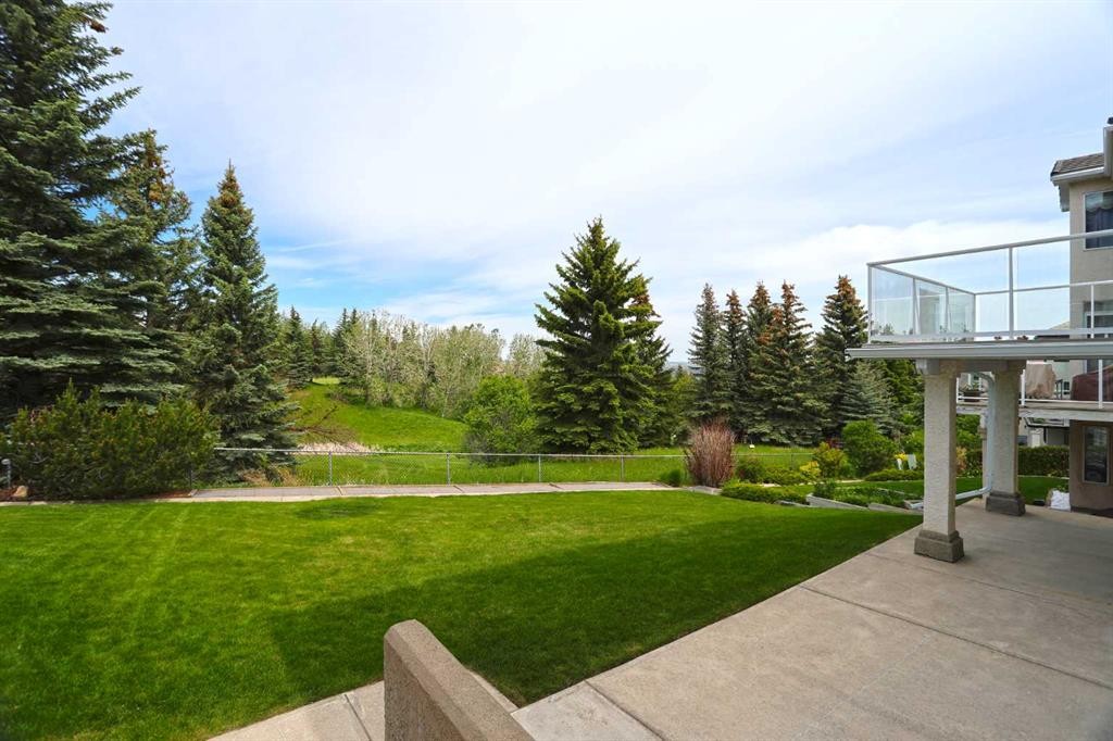 307 Hampstead Way Nw, Calgary, AB - Outdoor
