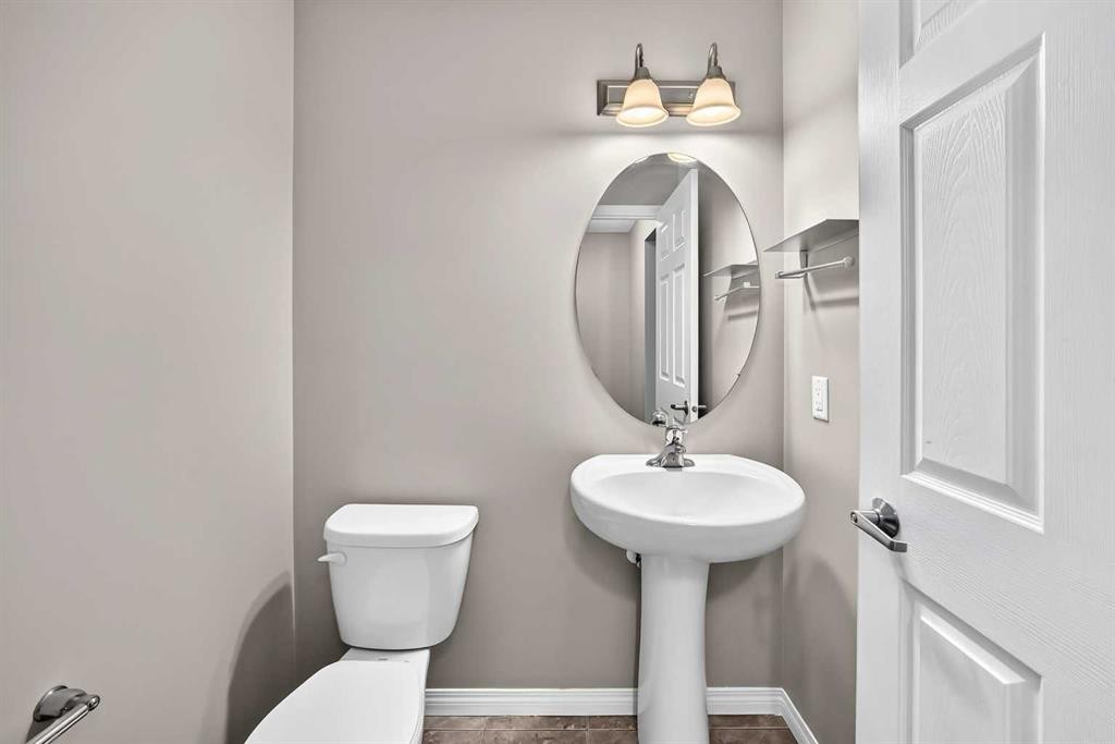 12 Cityscape Row Ne, Calgary, AB - Indoor Photo Showing Bathroom