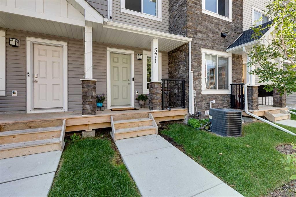 571 Canals Crossing Sw, Airdrie, AB - Outdoor With Facade