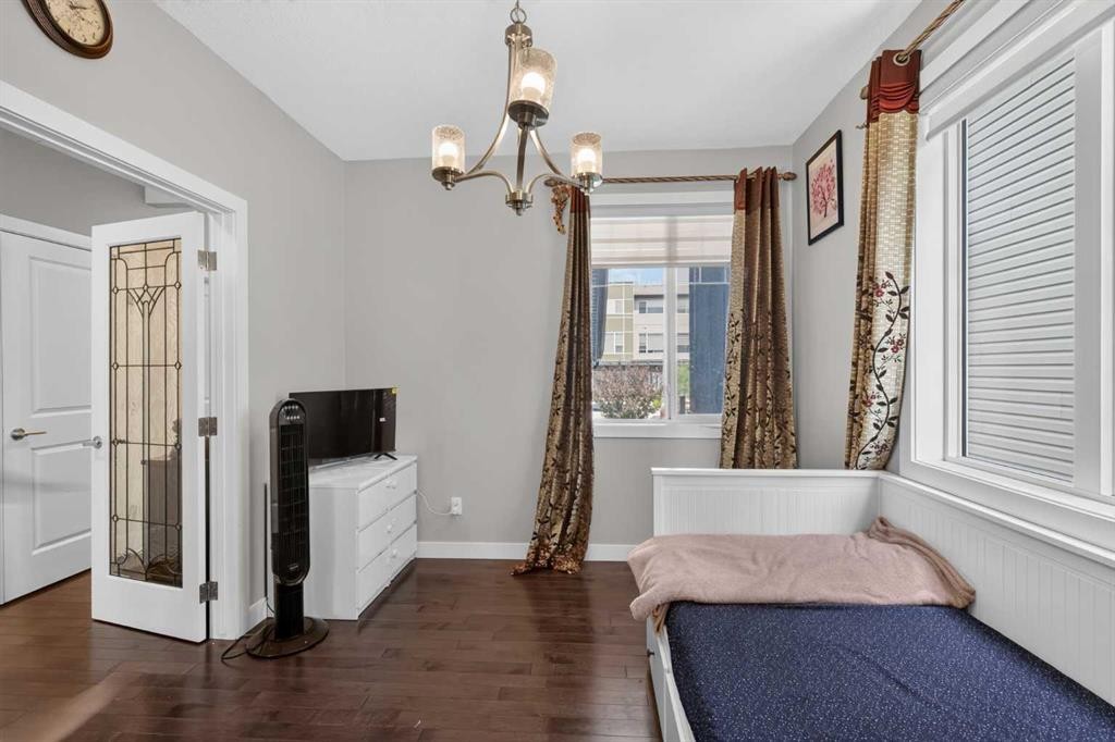 45 Saddlestone Drive Ne, Calgary, AB - Indoor Photo Showing Bedroom