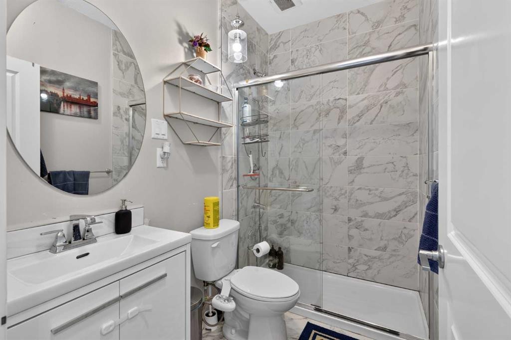 45 Saddlestone Drive Ne, Calgary, AB - Indoor Photo Showing Bathroom