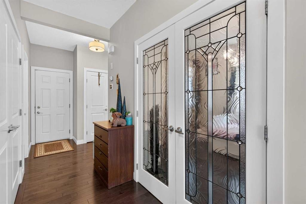 45 Saddlestone Drive Ne, Calgary, AB - Indoor Photo Showing Other Room