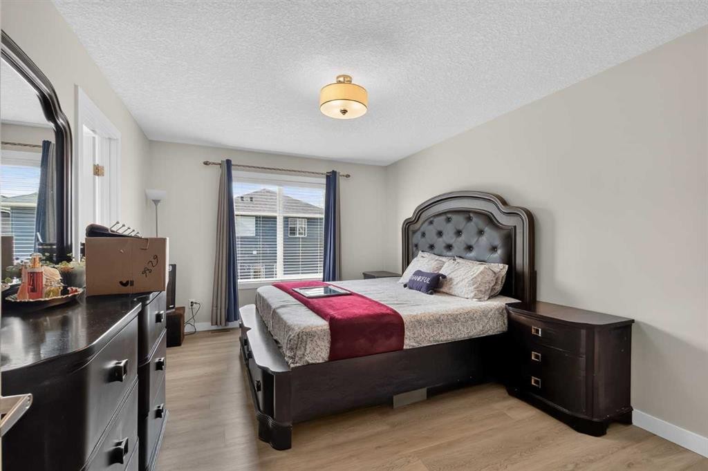 45 Saddlestone Drive Ne, Calgary, AB - Indoor Photo Showing Bedroom
