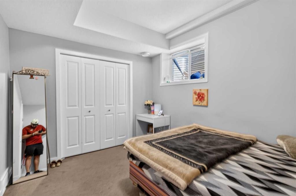 45 Saddlestone Drive Ne, Calgary, AB - Indoor Photo Showing Bedroom