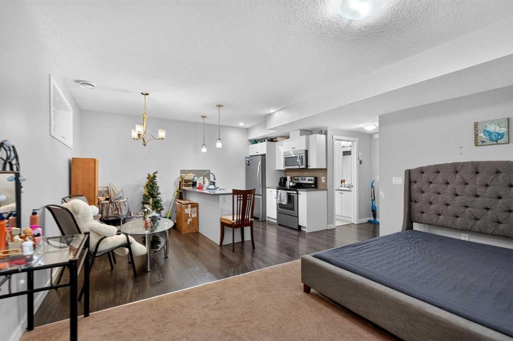 45 Saddlestone Drive Ne, Calgary, AB - Indoor
