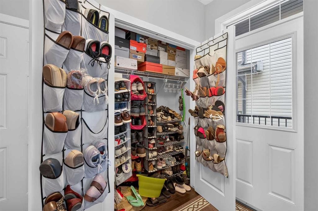 45 Saddlestone Drive Ne, Calgary, AB - Indoor Photo Showing Other Room