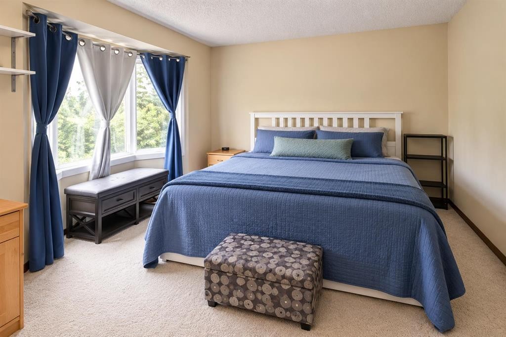 32-6103 Madigan Drive Ne, Calgary, AB