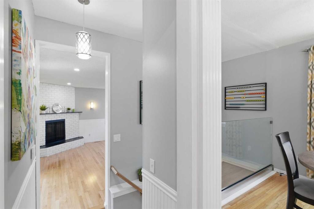 5008 Valiant Drive Nw, Calgary, AB