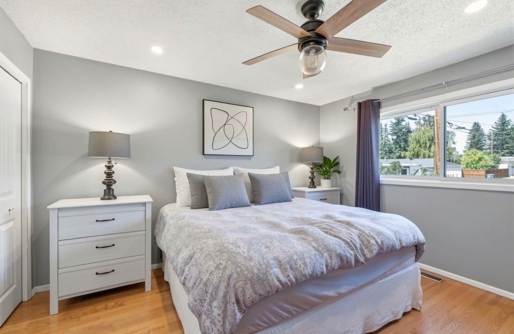 5008 Valiant Drive Nw, Calgary, AB