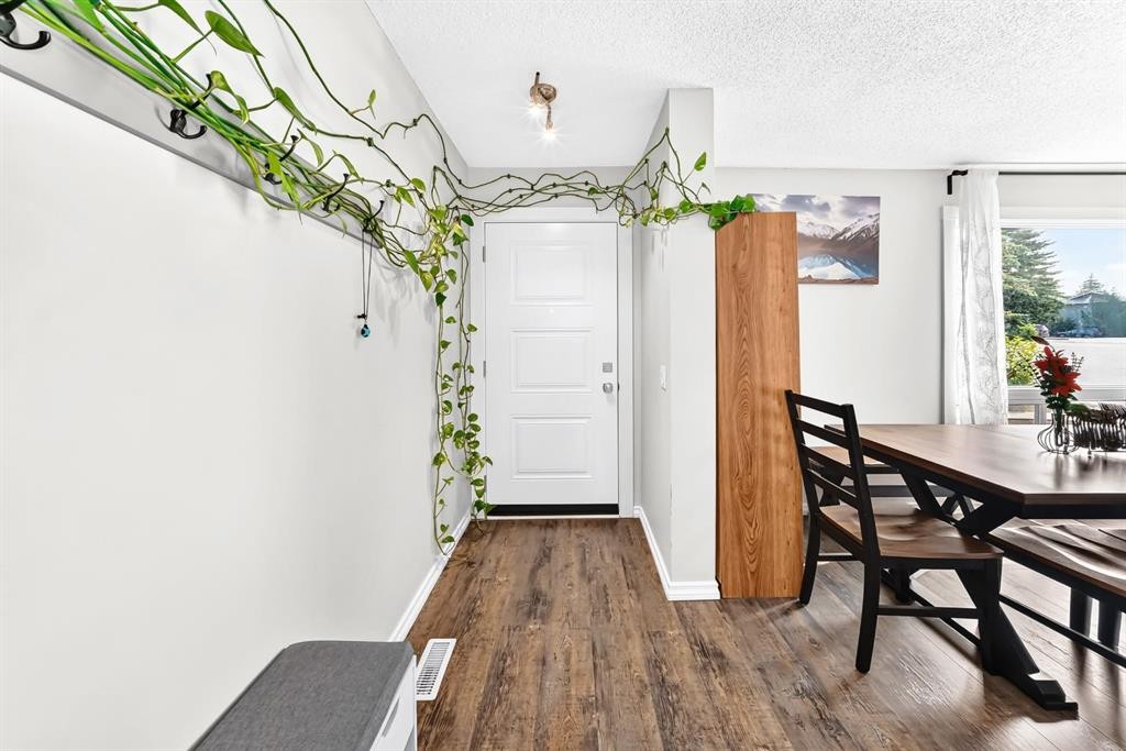 84-6915 Ranchview Drive Nw, Calgary, AB - Indoor