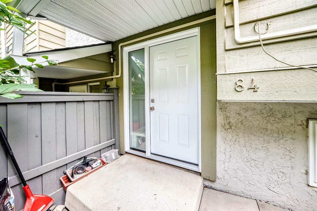 84-6915 Ranchview Drive Nw, Calgary, AB - Outdoor With Exterior