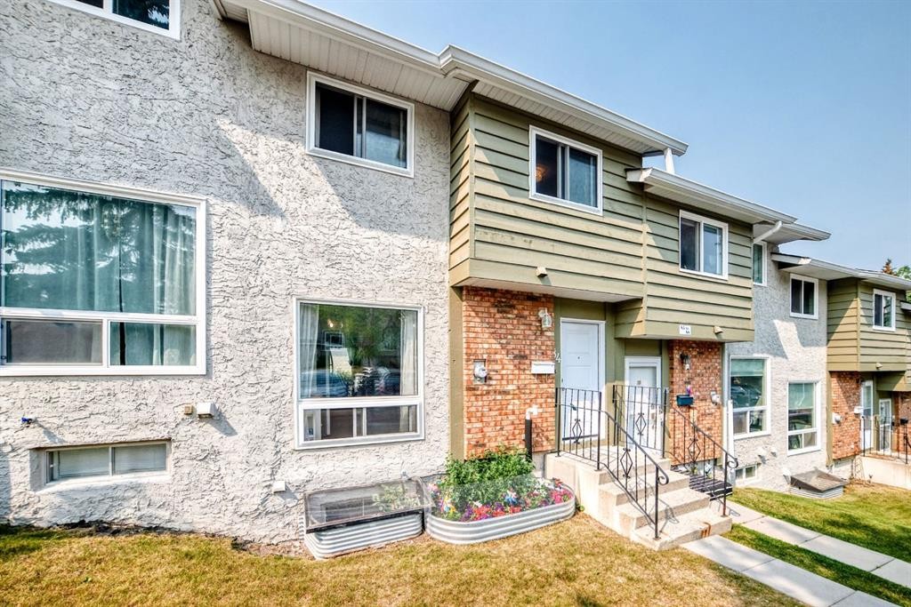 84-6915 Ranchview Drive Nw, Calgary, AB - Outdoor