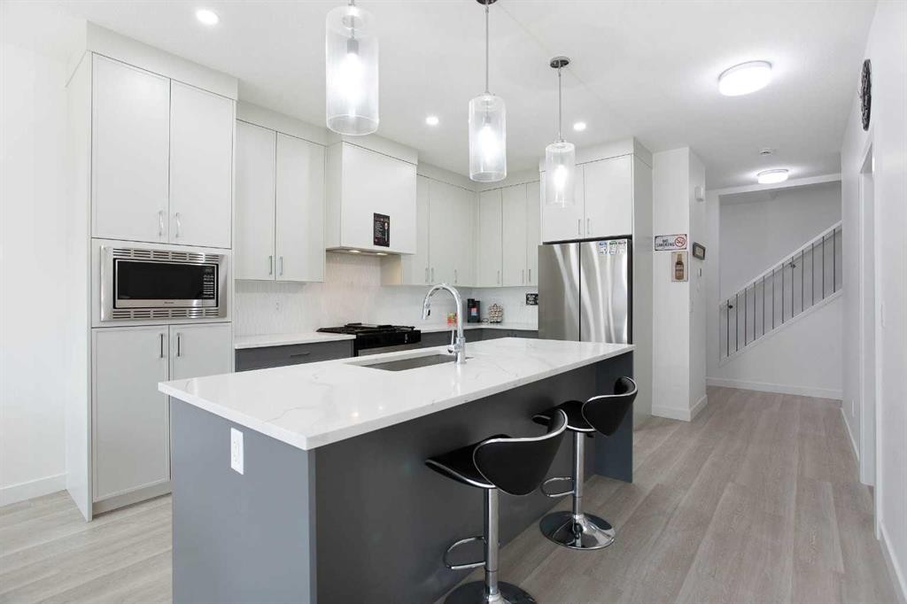 91 Copperhead Grove Se, Calgary, AB - Indoor Photo Showing Kitchen With Upgraded Kitchen
