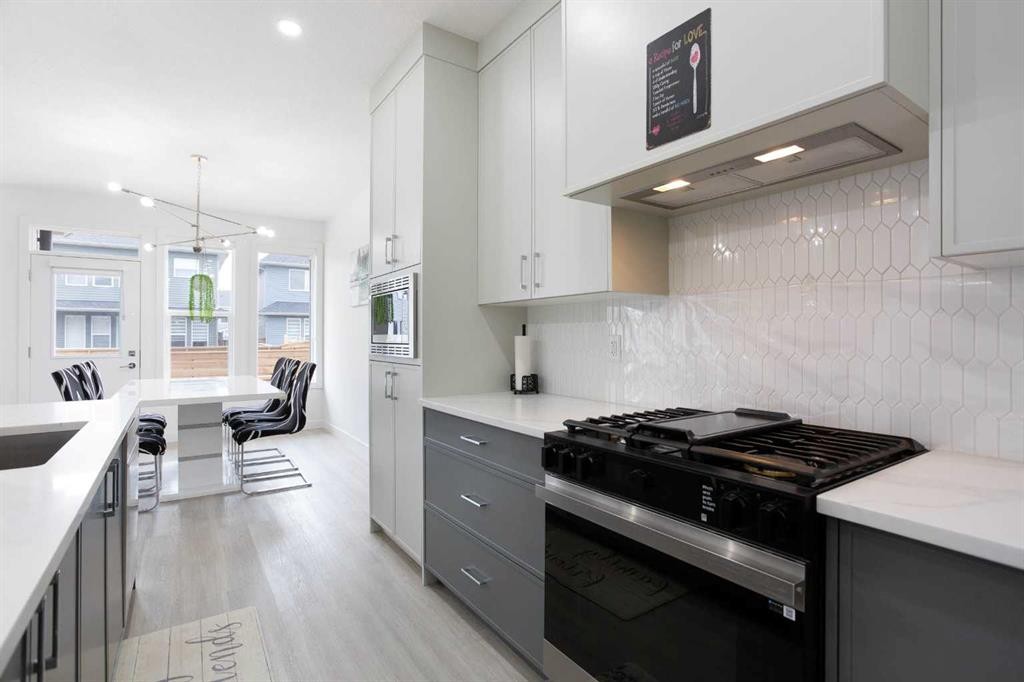 91 Copperhead Grove Se, Calgary, AB - Indoor Photo Showing Kitchen With Upgraded Kitchen