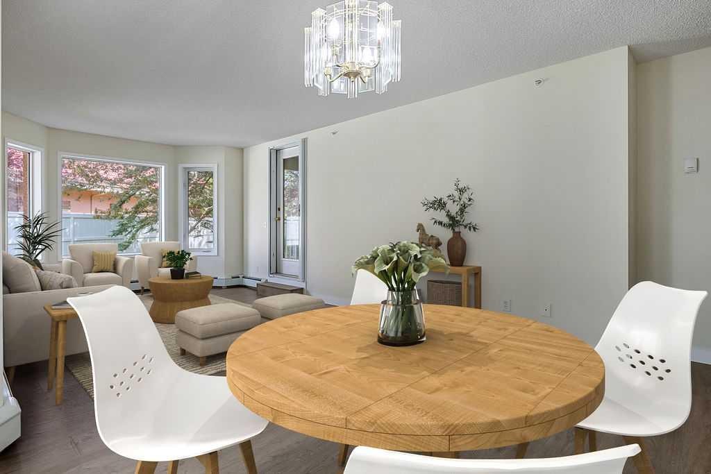 1103-1103 Hawksbrow Point Nw, Calgary, AB - Indoor Photo Showing Other Room