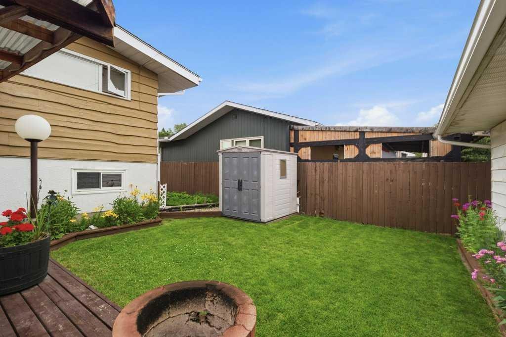 9511 Academy Drive Se, Calgary, AB - Outdoor With Deck Patio Veranda With Exterior