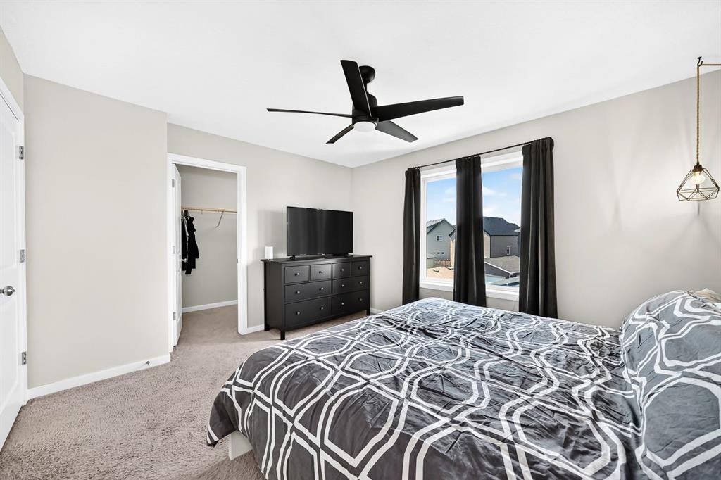 148 Copperpond Parade, Calgary, AB - Indoor Photo Showing Bedroom