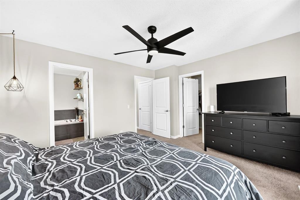 148 Copperpond Parade, Calgary, AB - Indoor Photo Showing Bedroom