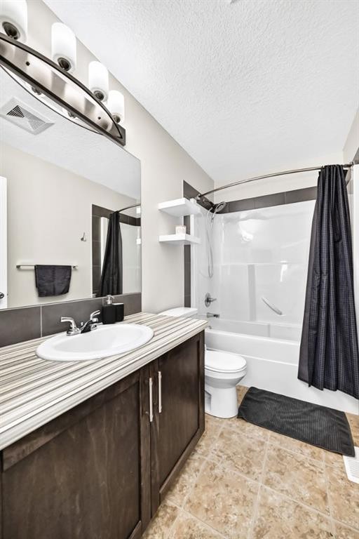 148 Copperpond Parade, Calgary, AB - Indoor Photo Showing Bathroom