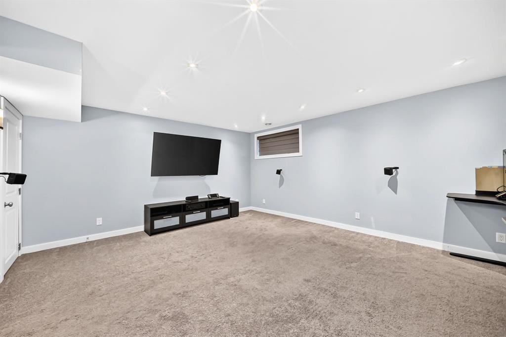 148 Copperpond Parade, Calgary, AB - Indoor