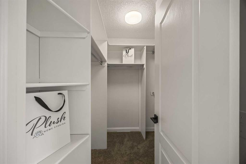 156 Strathridge Place Sw, Calgary, AB - Indoor