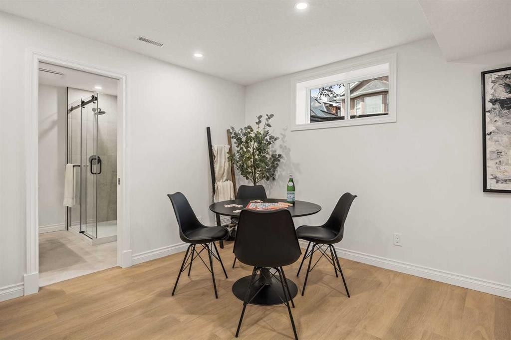 156 Strathridge Place Sw, Calgary, AB - Indoor Photo Showing Other Room