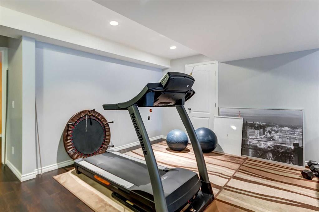 158 Somerset Close Sw, Calgary, AB - Indoor Photo Showing Gym Room