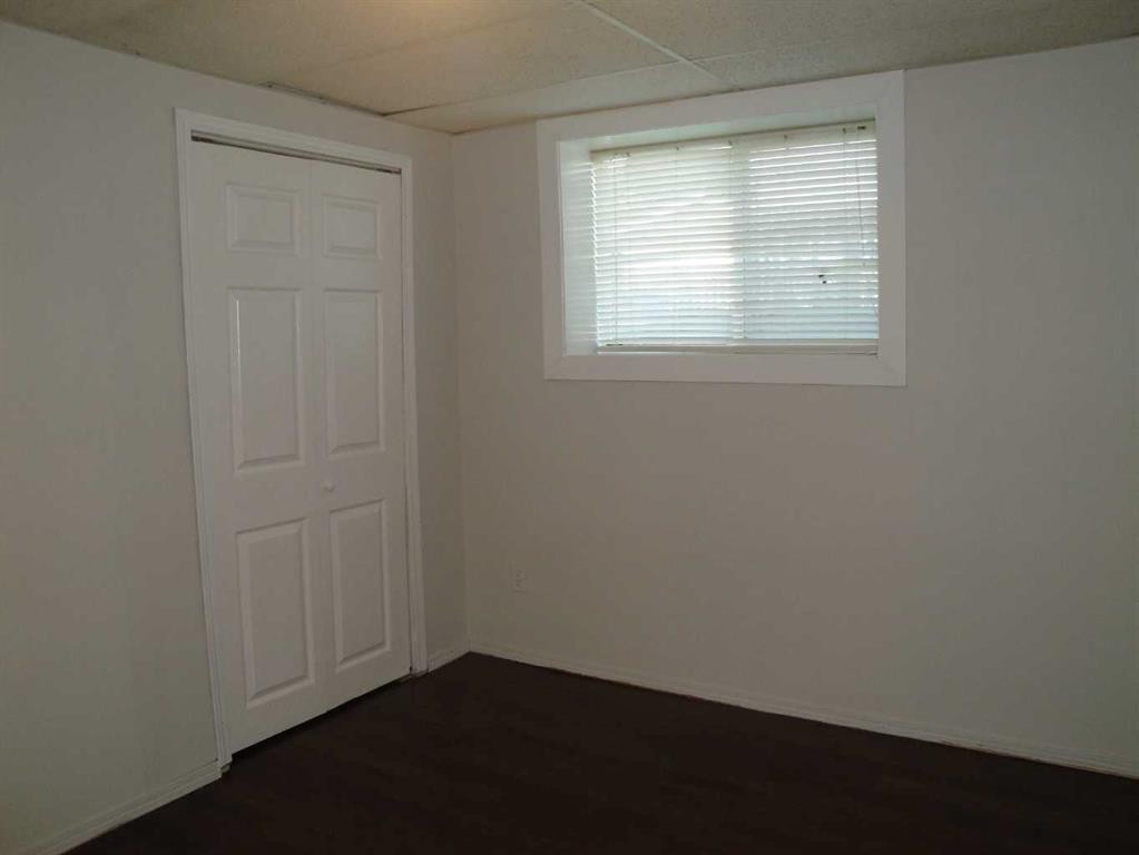 31 Huntford Road Ne, Calgary, AB - Indoor Photo Showing Other Room