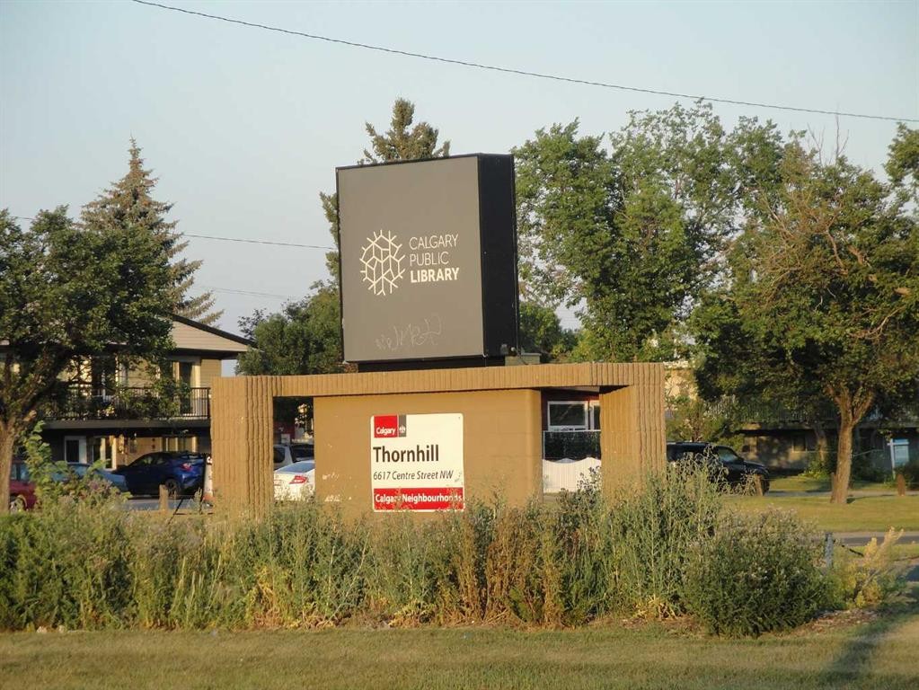 31 Huntford Road Ne, Calgary, AB - Outdoor