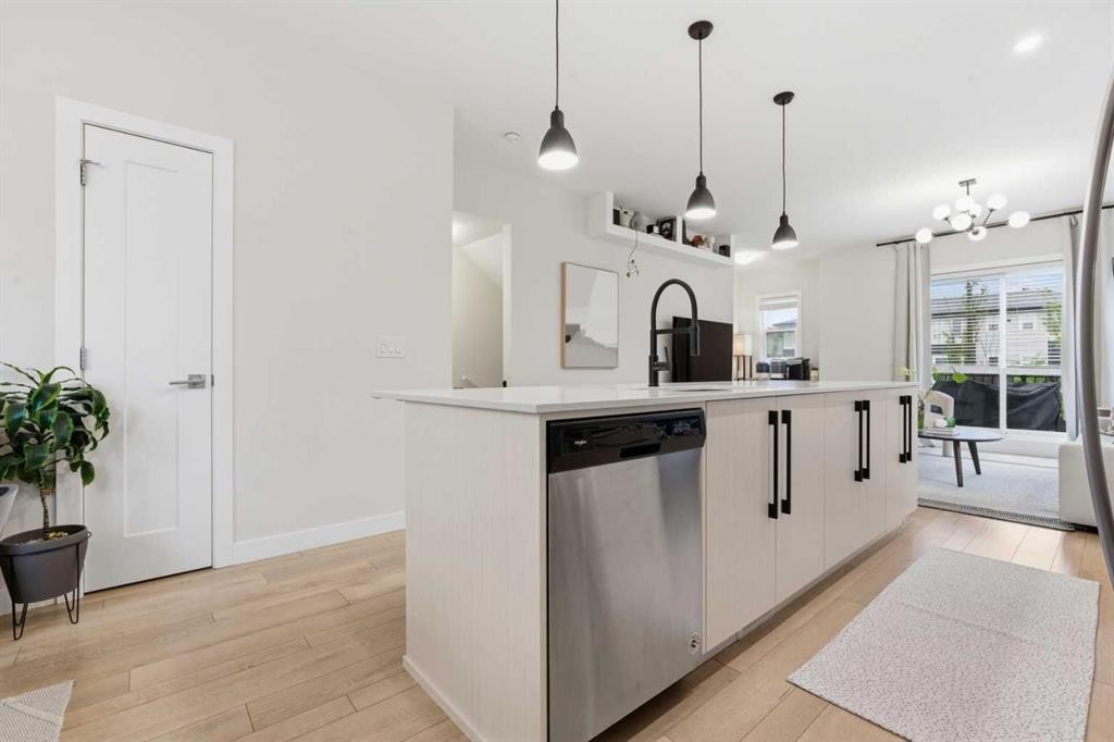 322-72 Cornerstone Manor Ne, Calgary, AB - Indoor Photo Showing Kitchen
