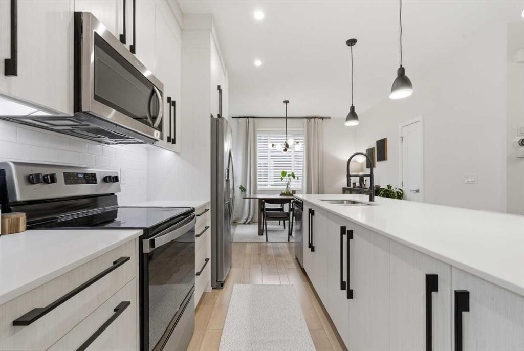 322-72 Cornerstone Manor Ne, Calgary, AB - Indoor Photo Showing Kitchen With Upgraded Kitchen
