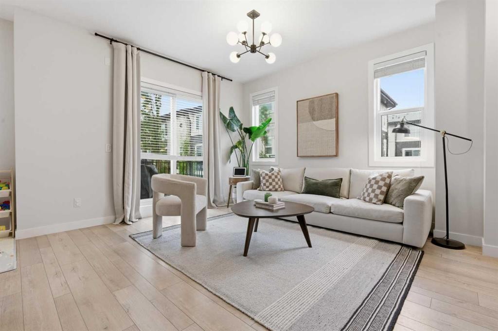 322-72 Cornerstone Manor Ne, Calgary, AB - Indoor Photo Showing Living Room