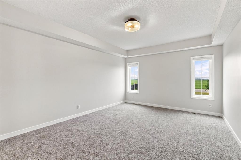 40 Fieldstone Close, Balzac, AB - Indoor Photo Showing Other Room